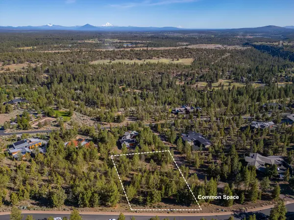 3399 NW Greenleaf Way, Bend, OR 97703
