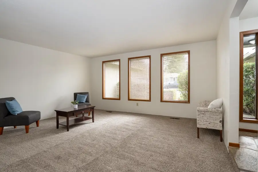 540 Golf View Drive, Medford, OR 97504 - #2