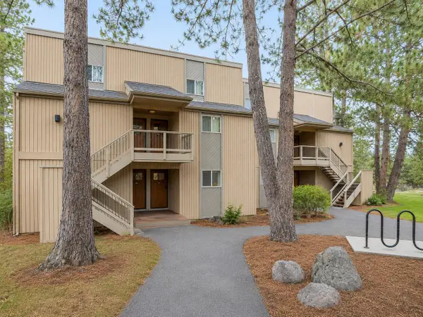 19717 SW Mount Bachelor Drive #UNIT 134, Bend, OR 97702