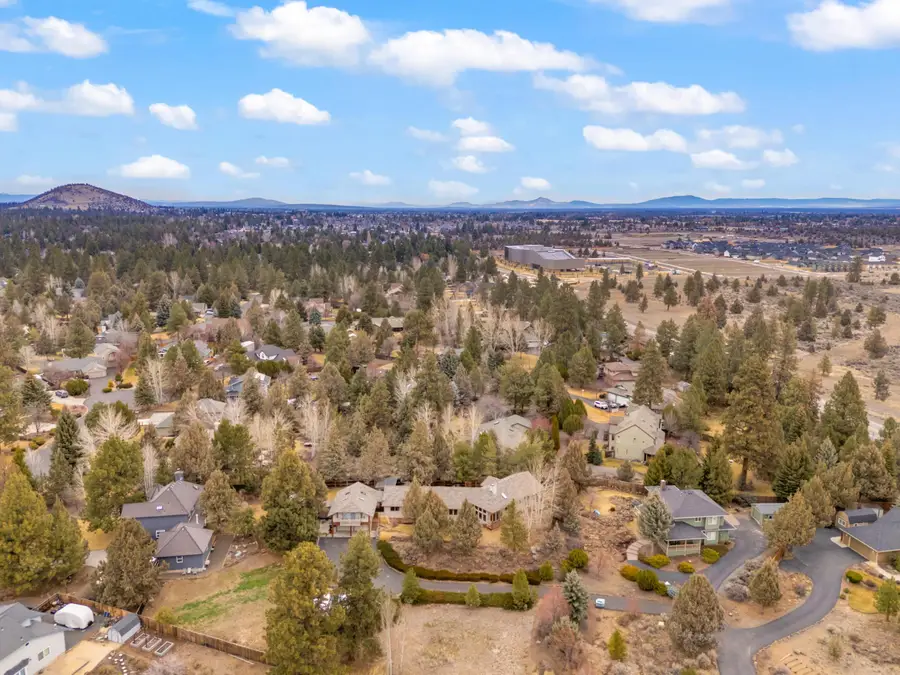 61082 Ferguson Court, Bend, OR 97702 - #2