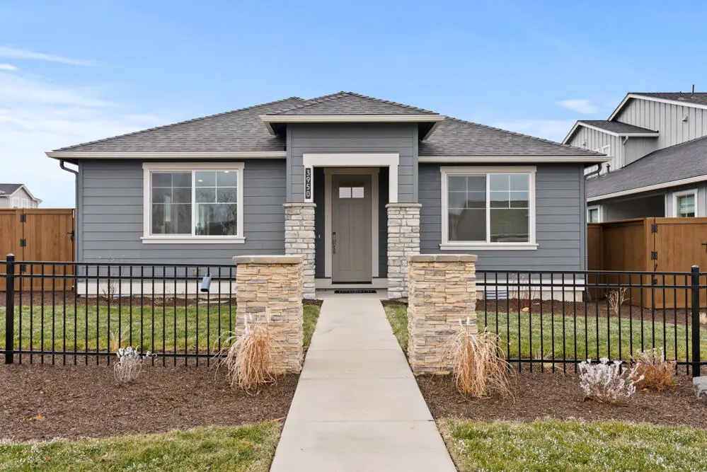3950 NE Oakside Loop, Bend, OR 97701 - #1