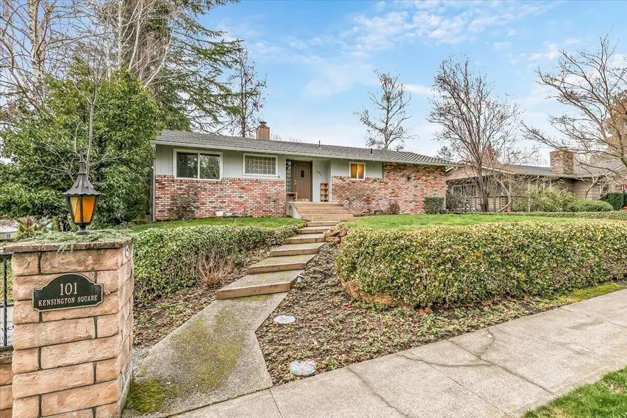 101 Kensington Square, Medford, OR 97504 - #3