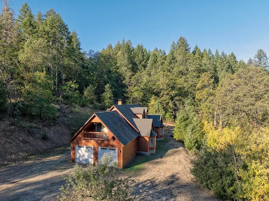 1193 Greenview Drive, Cave Junction, OR 97523 - #2