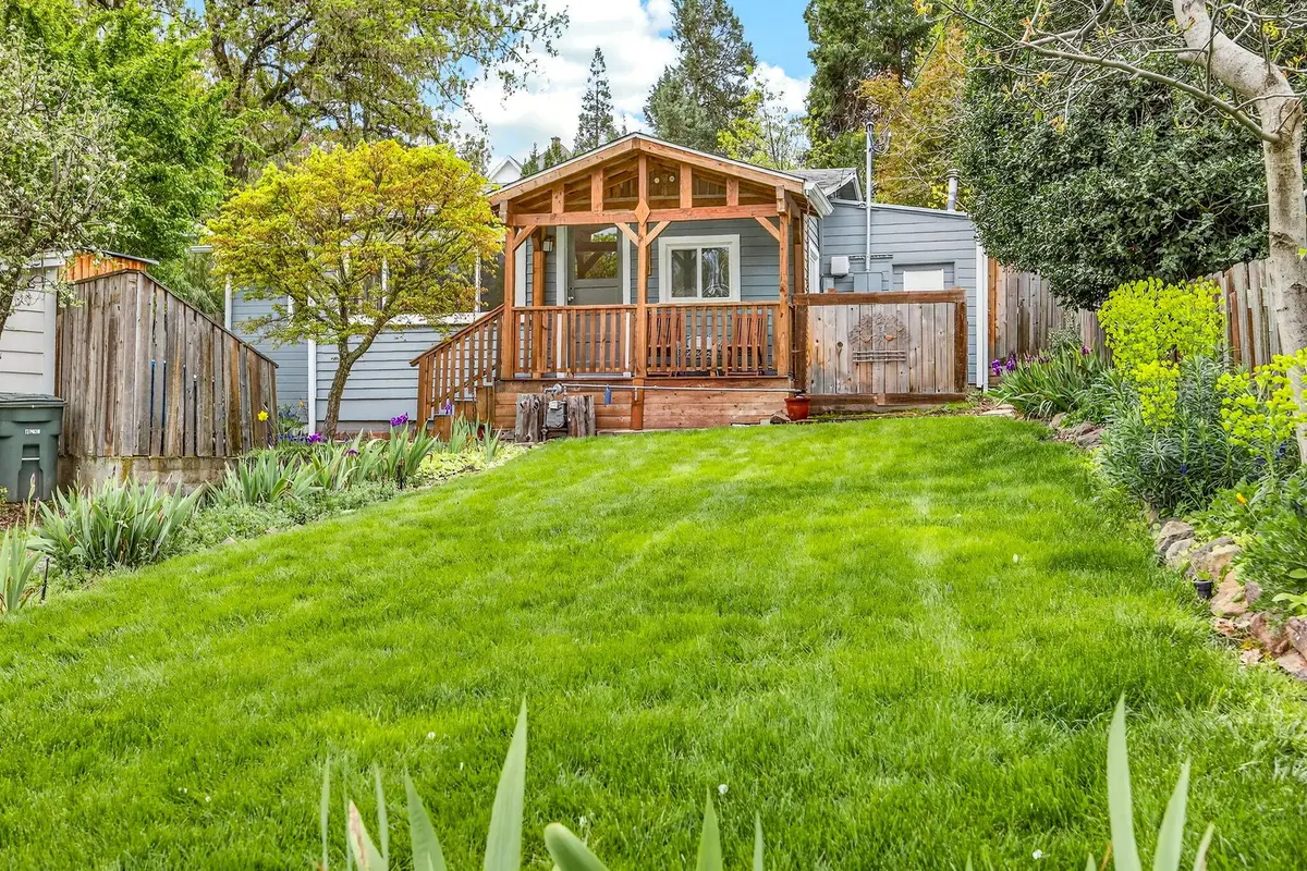 800 Ashland Street, Ashland, OR 97520 - #1