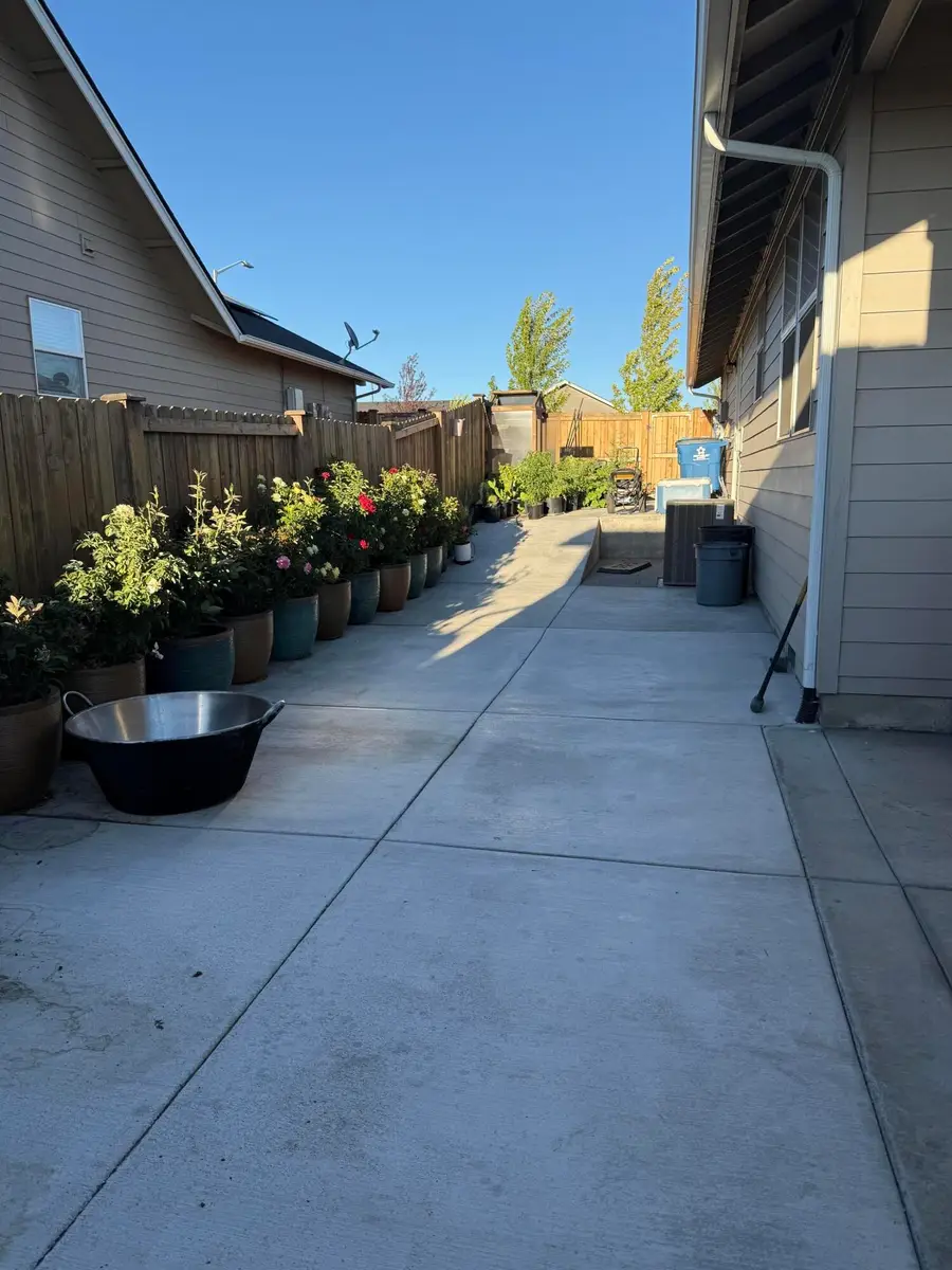 1779 NE 3rd Street Ne, Redmond, OR 97756 - #3