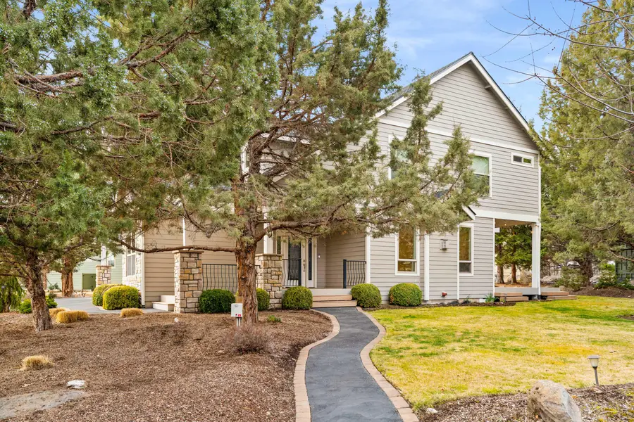 10160 Juniper Glen Circle, Redmond, OR 97756 - #3