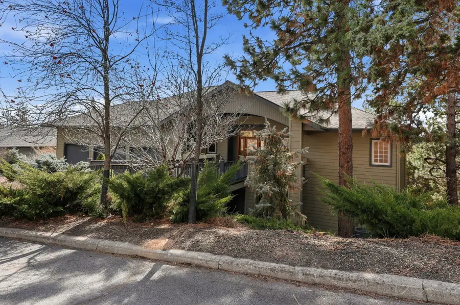 1989 NW Iowa Avenue, Bend, OR 97703 - #3
