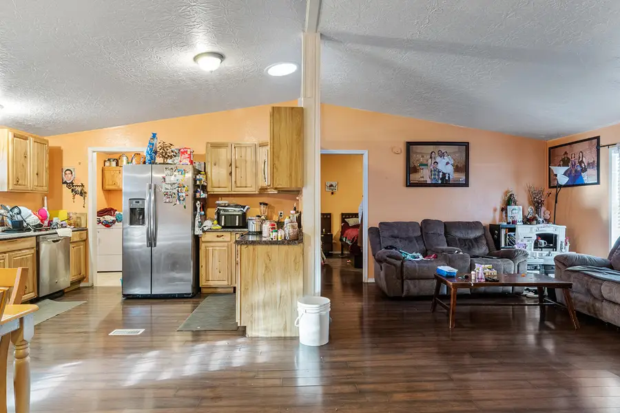 1570 S Peach Street #67, Medford, OR 97501 - #3