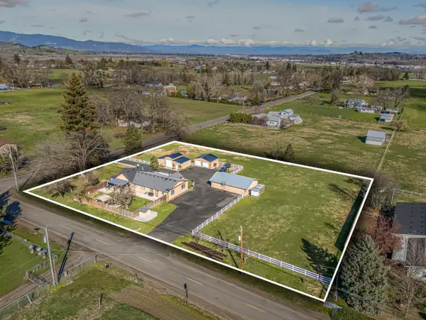 3985 Calhoun Road, Medford, OR 97501