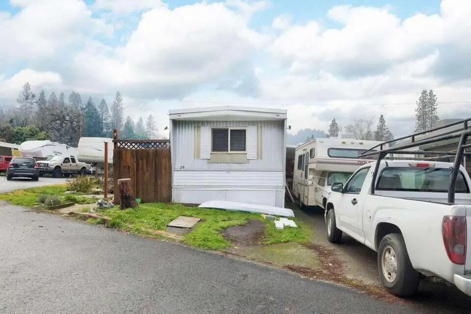 7001 Rogue River Highway #SPC 29, Grants Pass, OR 97527 - #1