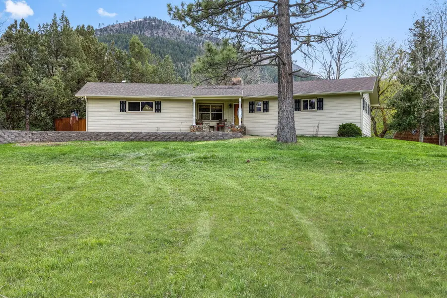 312 Edgewood Drive, Canyon City, OR 97820 - #2