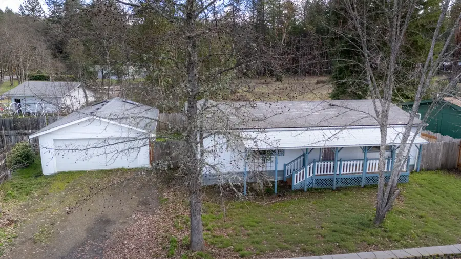 629 Frederick Court, Cave Junction, OR 97523 - #3