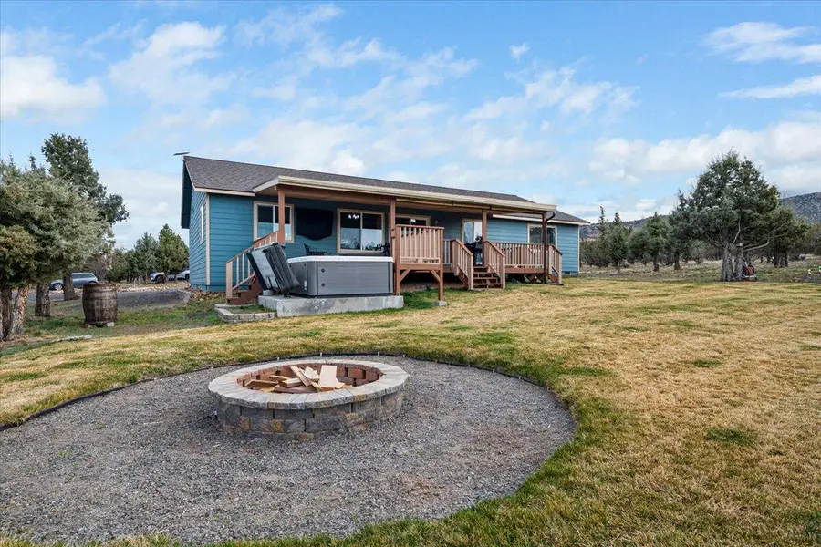 9588 SW Copper Road, Powell Butte, OR 97753 - #2