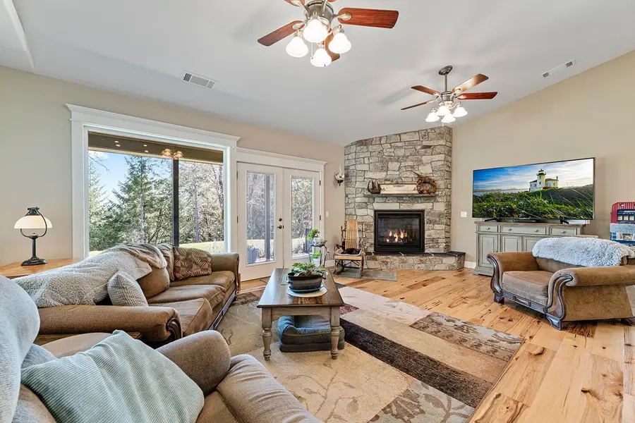 1095 Ingalls Lane, Grants Pass, OR 97527 - #3