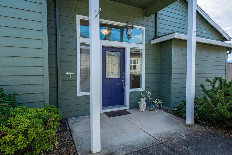 368 Live Oak Loop, Central Point, OR 97502 - #3