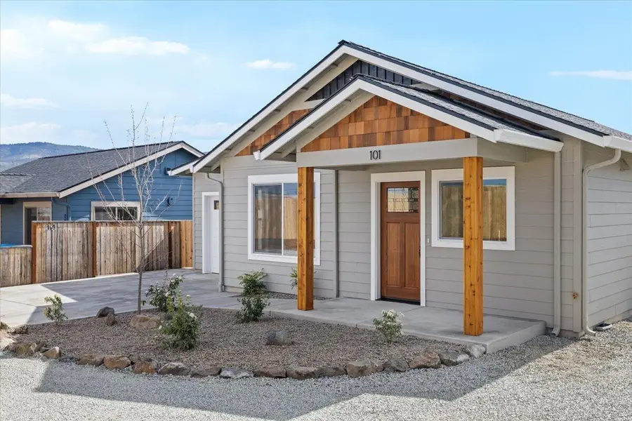 101 Gangnes Drive, Talent, OR 97540 - #3