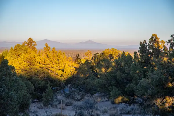 SW Vaqueros Way #Lot 8, Powell Butte, OR 97753