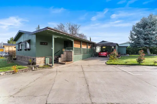 724 Tawn Cheree, Medford, OR 97501