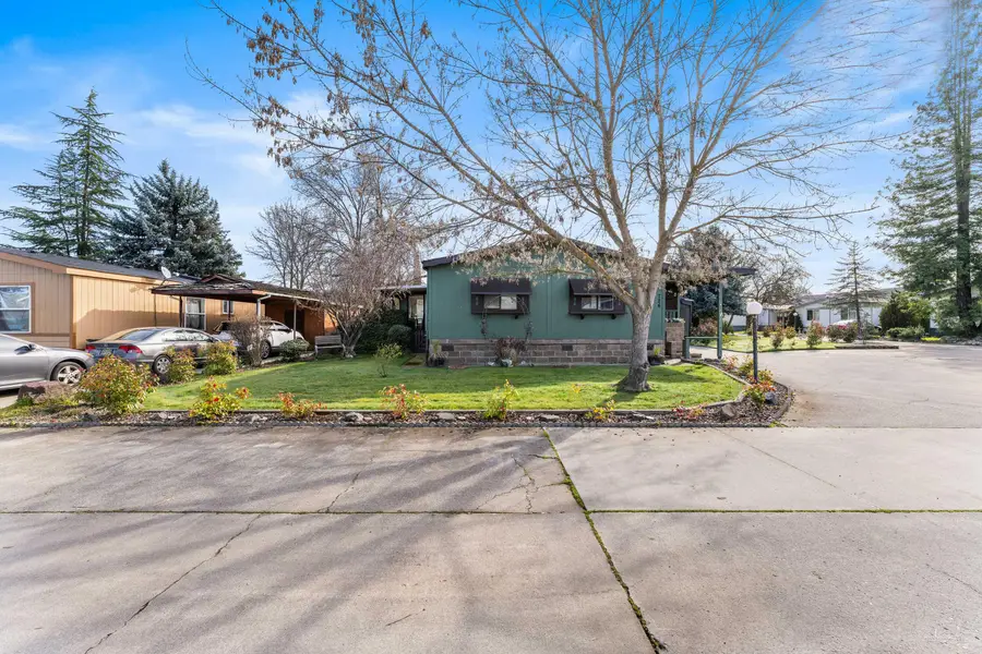 724 Tawn Cheree, Medford, OR 97501 - #2
