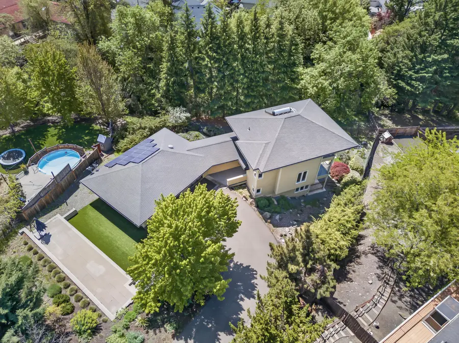 4323 Murryhill Terrace, Medford, OR 97504 - #2