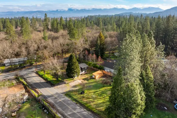 3237 De Woody Lane, Grants Pass, OR 97527