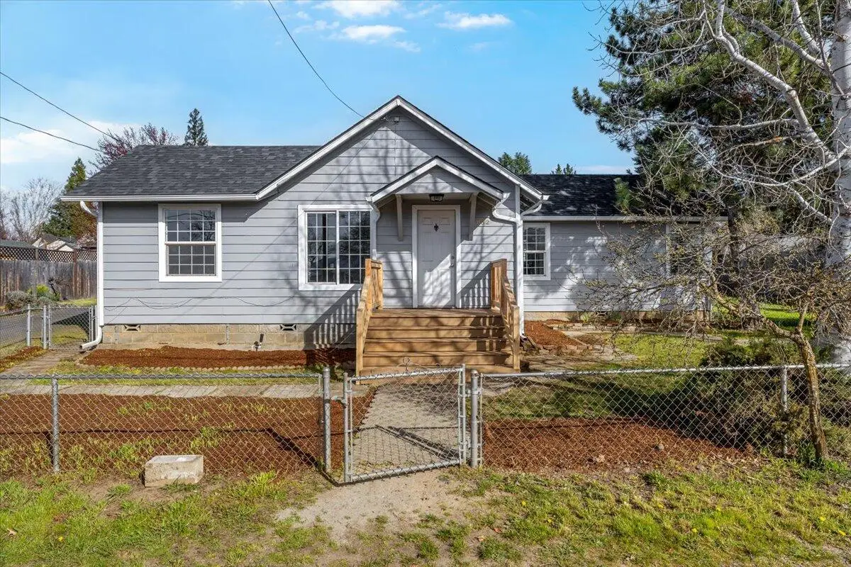 832 Wabash Avenue, Medford, OR 97504 - #1