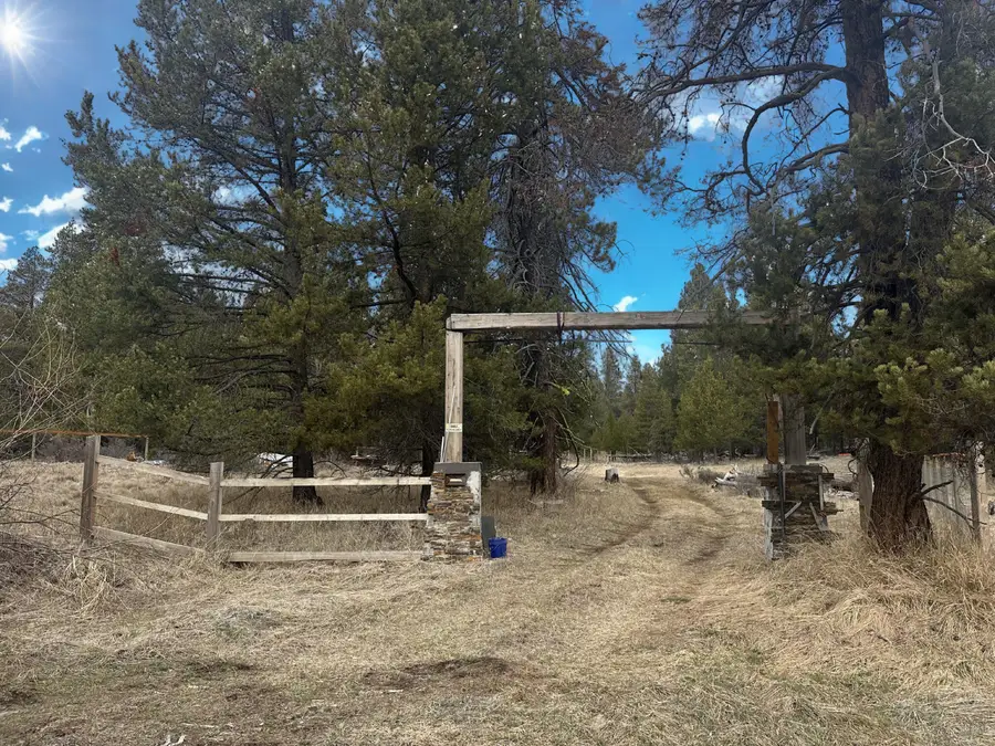 15676 River Drive, La Pine, OR 97739 - #2
