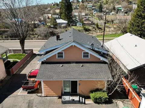 531 N 11th Street, Klamath Falls, OR 97601 - #2