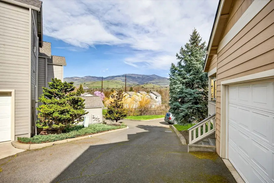 485 Larkspur Lane, Ashland, OR 97520 - #2