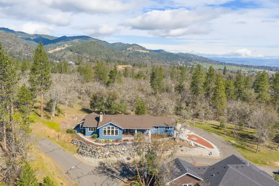 814 Steeple View, Jacksonville, OR 97530 - #2