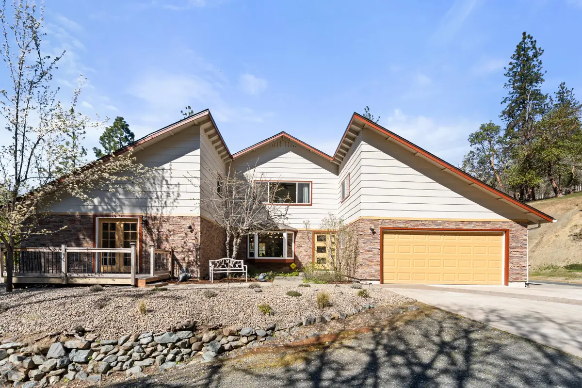 4490 Foots Creek Right Fork Road, Gold Hill, OR 97525 - #1