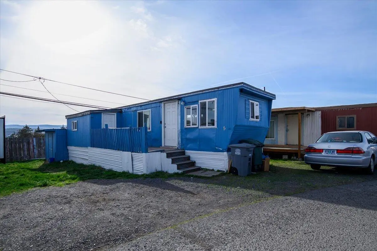23 NW Depot Road #5, Madras, OR 97741 - #1