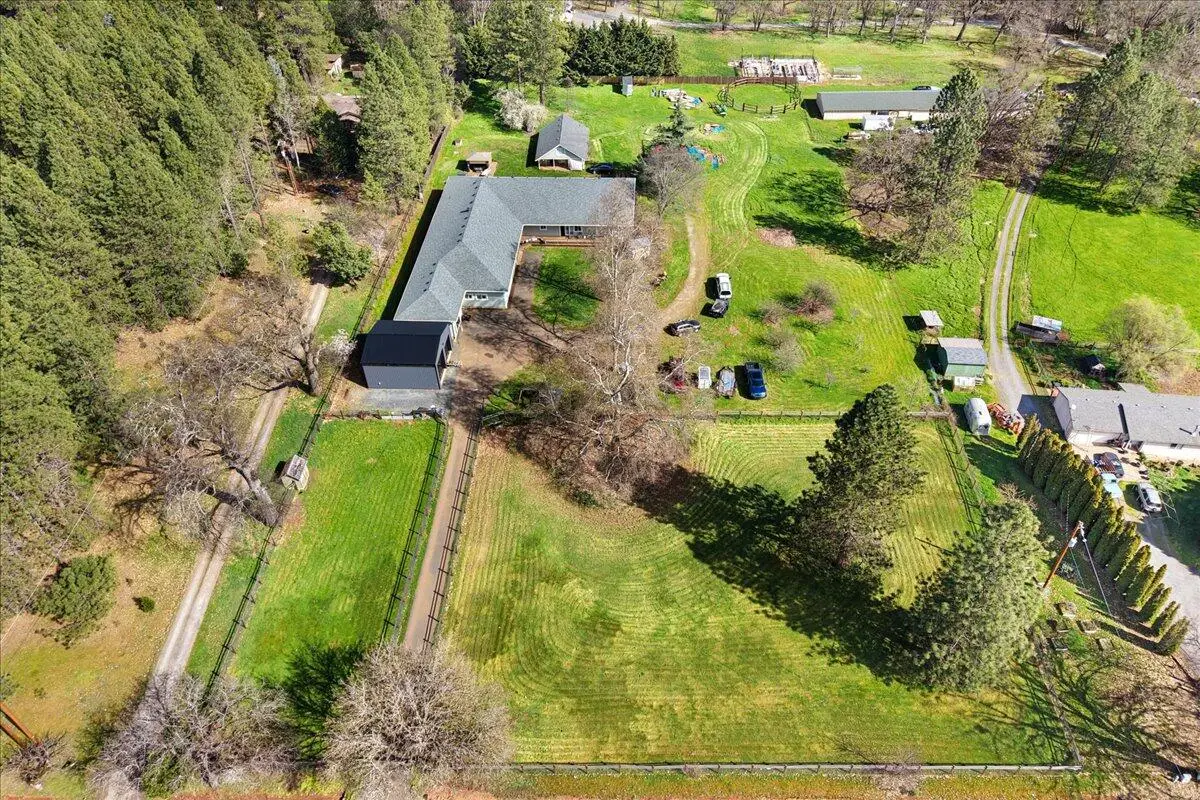 9011 Monument Drive, Grants Pass, OR 97526 - #1