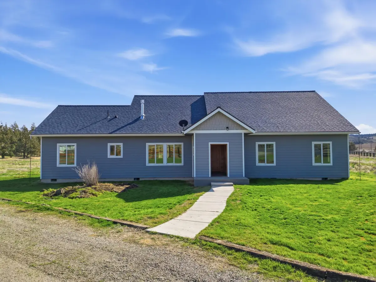 8905 NW Elizabeth Way, Prineville, OR 97754 - #1