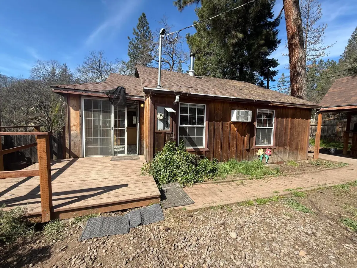 7422 Rogue River Drive, Shady Cove, OR 97539 - #1