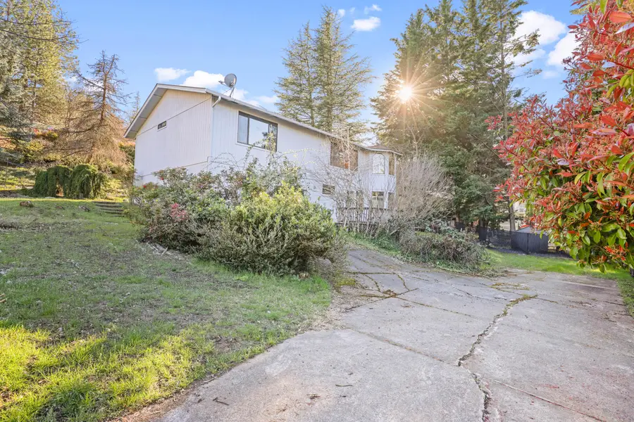 4437 San Juan Drive, Medford, OR 97504 - #2