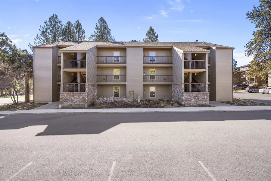 18575 SW Century Drive #2135, Bend, OR 97702 - #2