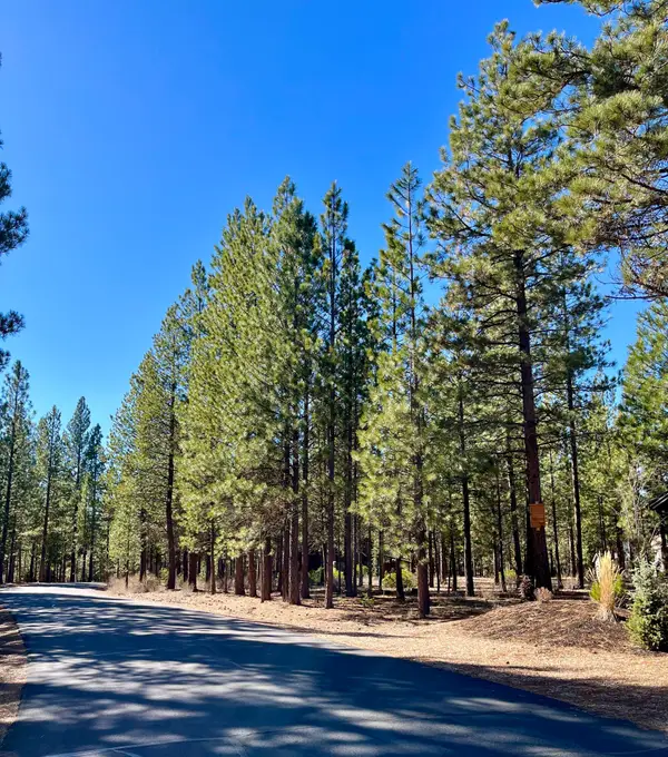 14165 Whitewater Loop, La Pine, OR 97739