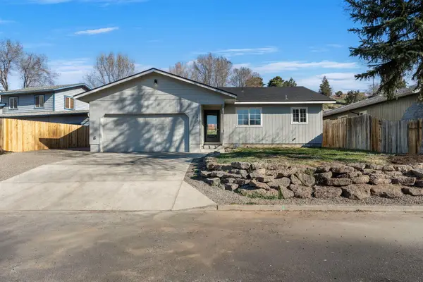 695 NE 8th Street, Prineville, OR 97754