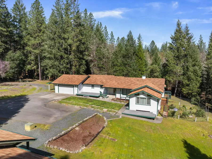 2276 Azalea Drive, Grants Pass, OR 97526 - #3