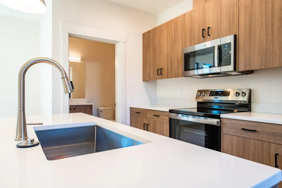 371 NW 19th Street #101, Redmond, OR 97756 - #3