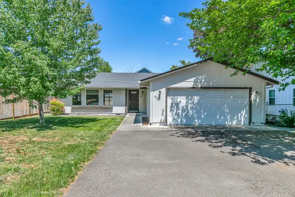 820 Garfield Street, Medford, OR 97501