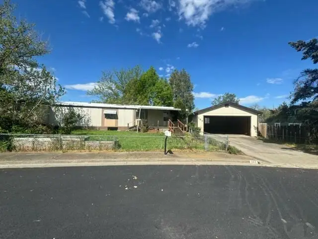 385 Taylor Street, Talent, OR 97540 - #1