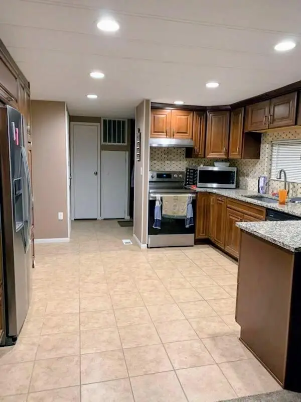 6226 E Evans Creek Road #UNIT 15, Rogue River, OR 97537 - #2