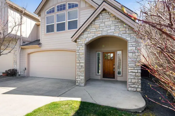 61148 Foxglove Loop, Bend, OR 97702