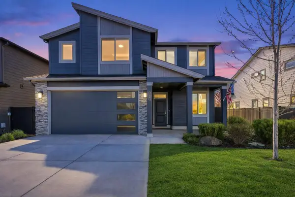 20991 NE Legend Place, Bend, OR 97701