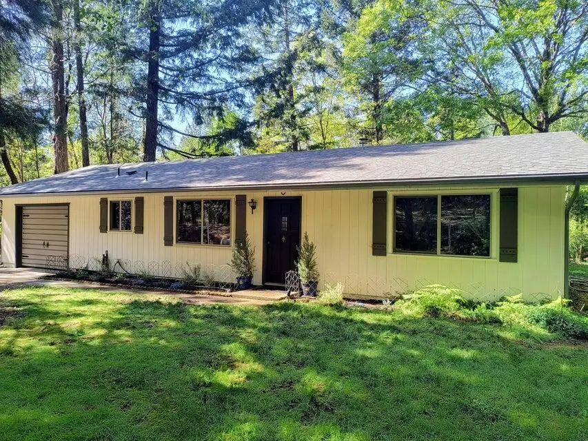 101 Cascade Drive, Cave Junction, OR 97523 - #3