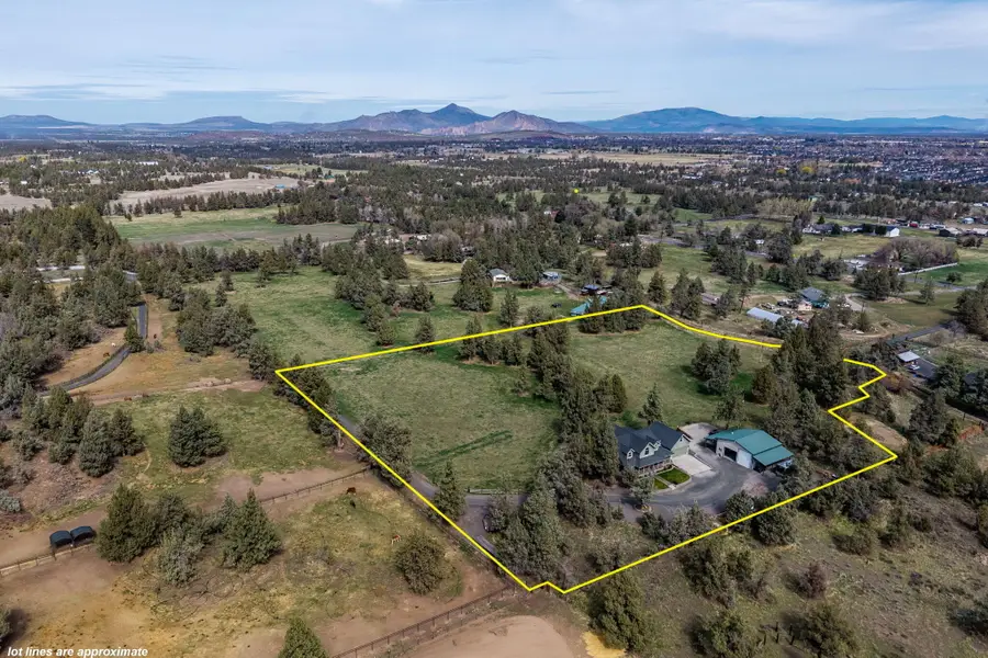 4690 W Antler Avenue, Redmond, OR 97756 - #3