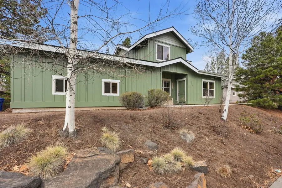 115 NW Mount Washington Drive, Bend, OR 97703 - #2