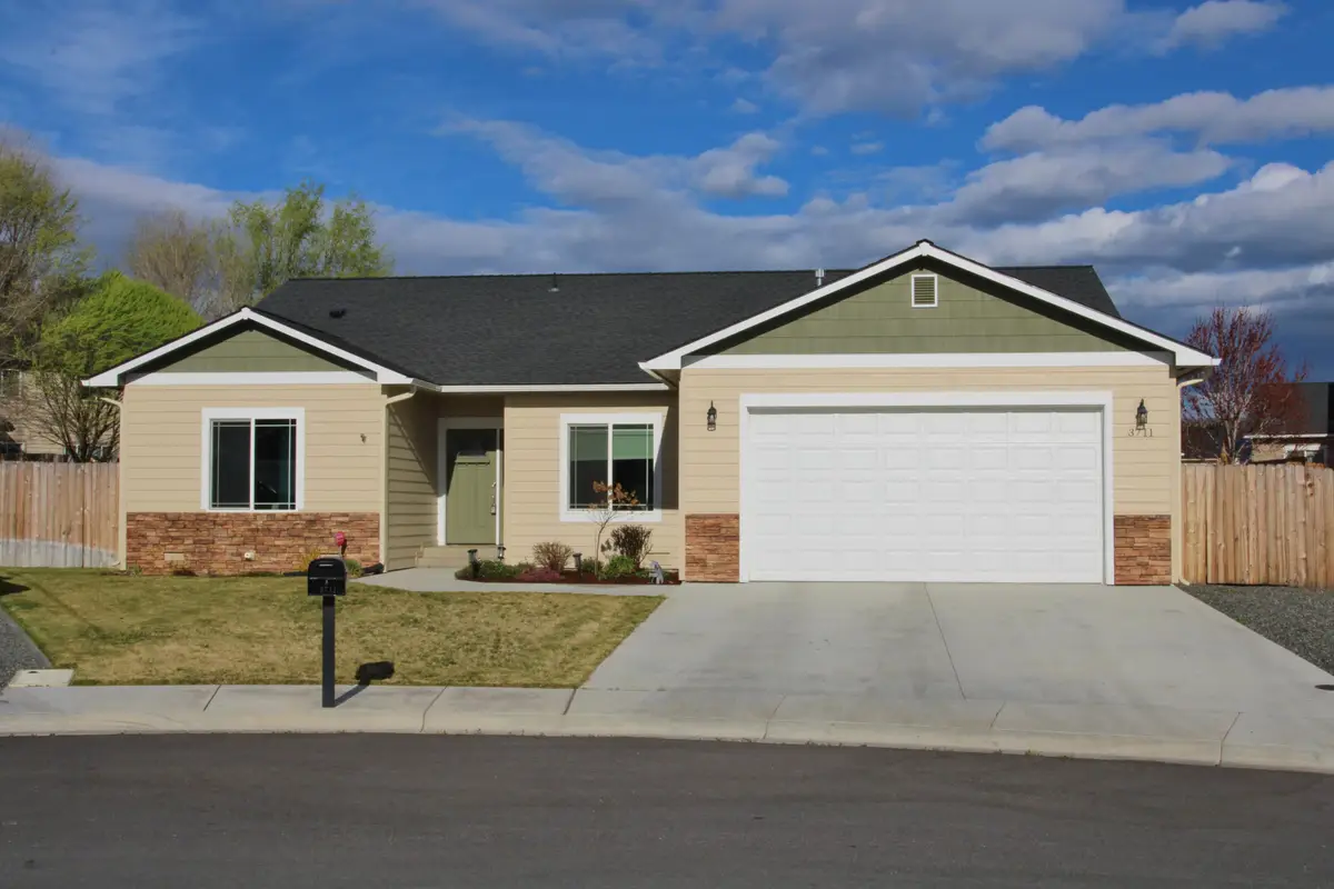 3711 Valinda Way, Klamath Falls, OR 97603 - #1